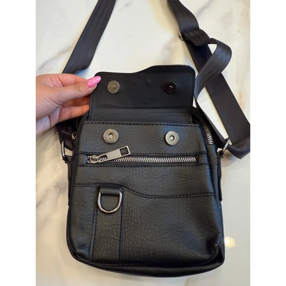 Jeep Buluo Mens Black Vegan Leather Crossbody Messenger Bag Shoulder Travel Case